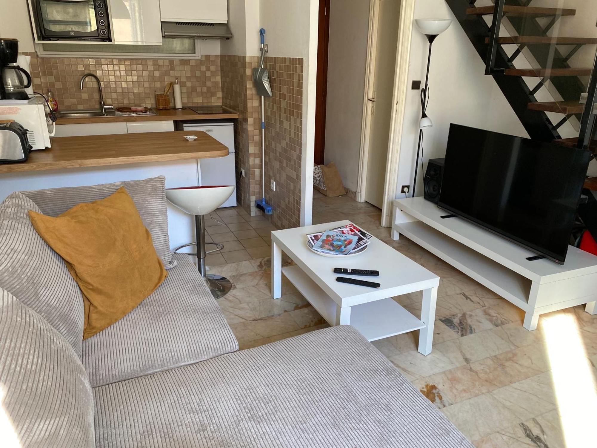 Duplex Plein Centre Ville De Montpellier Exteriör bild